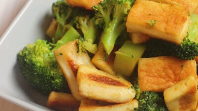 ブロッコリーとはんぺんのカレーソテー