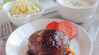 デミグラスソースハンバーグ