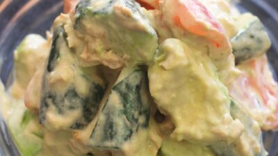 アボカドのデリ風サラダ