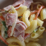 マカロニサラダ