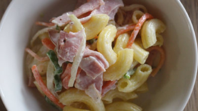 マカロニサラダ