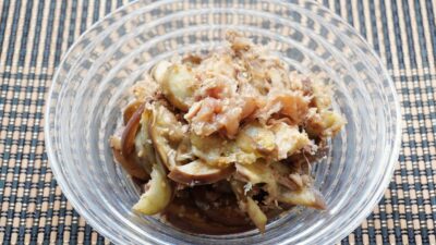 茄子とツナの梅おかか和え