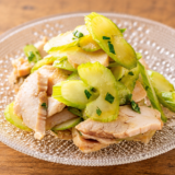 セロリと蒸し鶏の中華和え